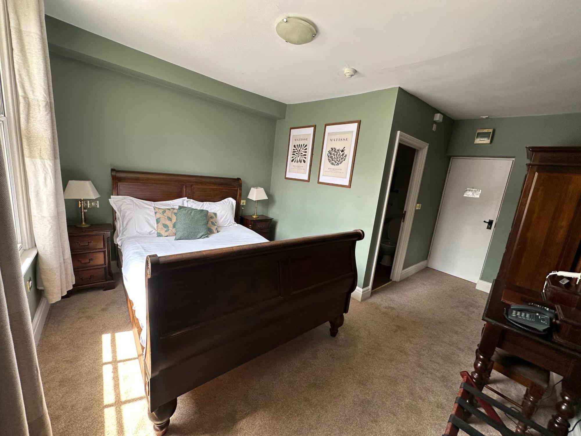 The White Hart Hotel Welwyn Bagian luar foto
