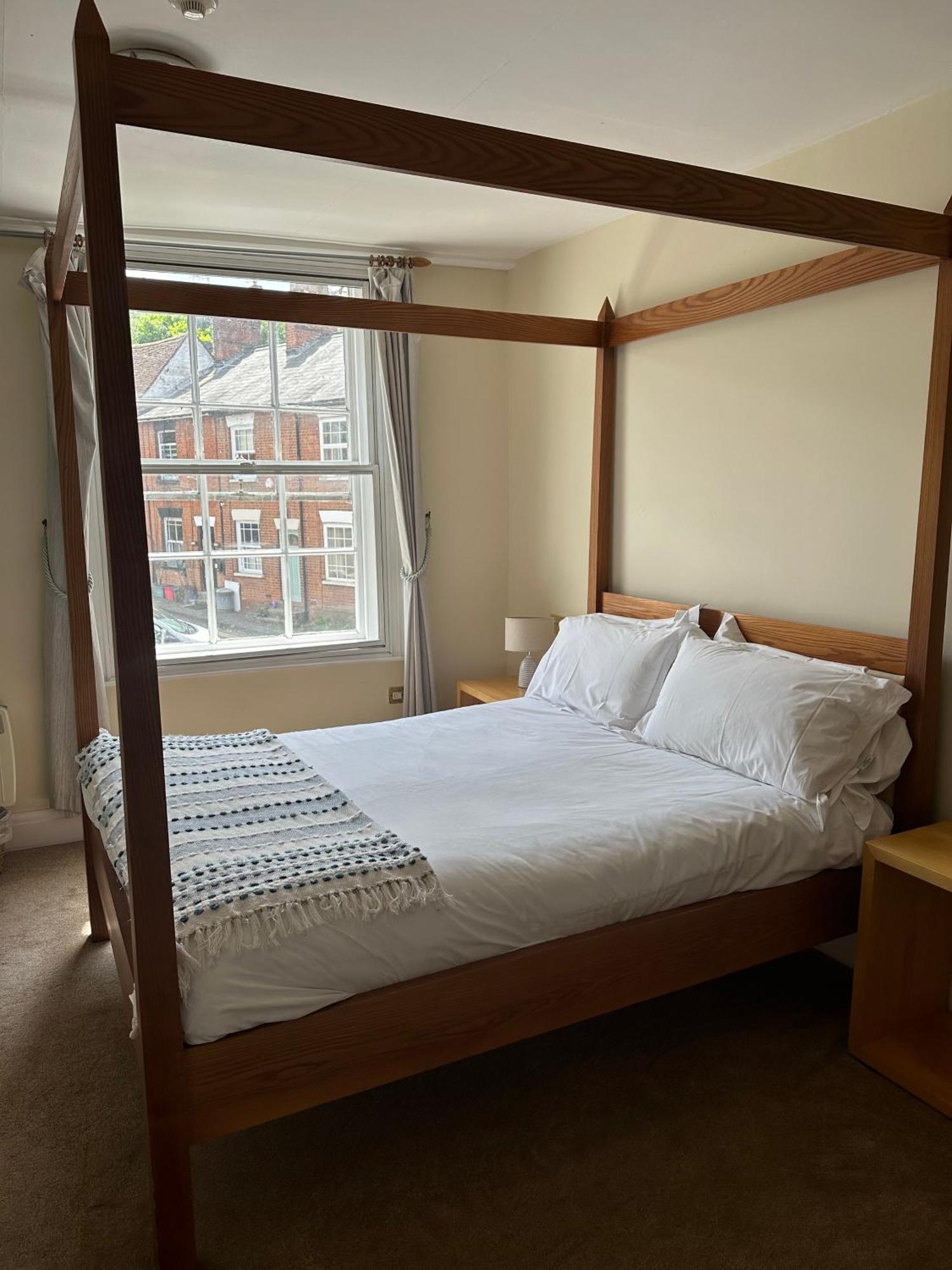 The White Hart Hotel Welwyn Bagian luar foto