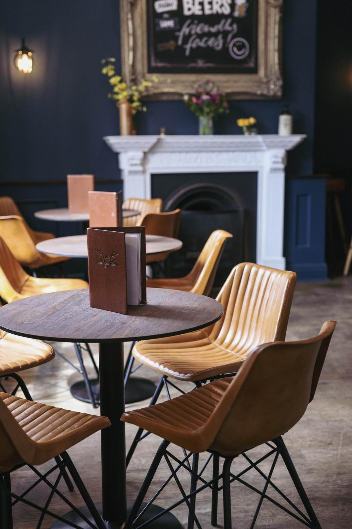 The White Hart Hotel Welwyn Bagian luar foto